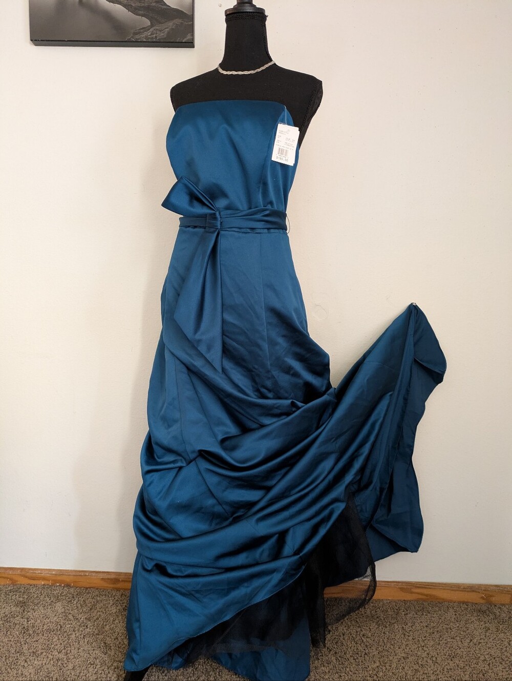 David’s Bridal Teal Strapless Pick-Up Gown – Size 18 – New with Tags